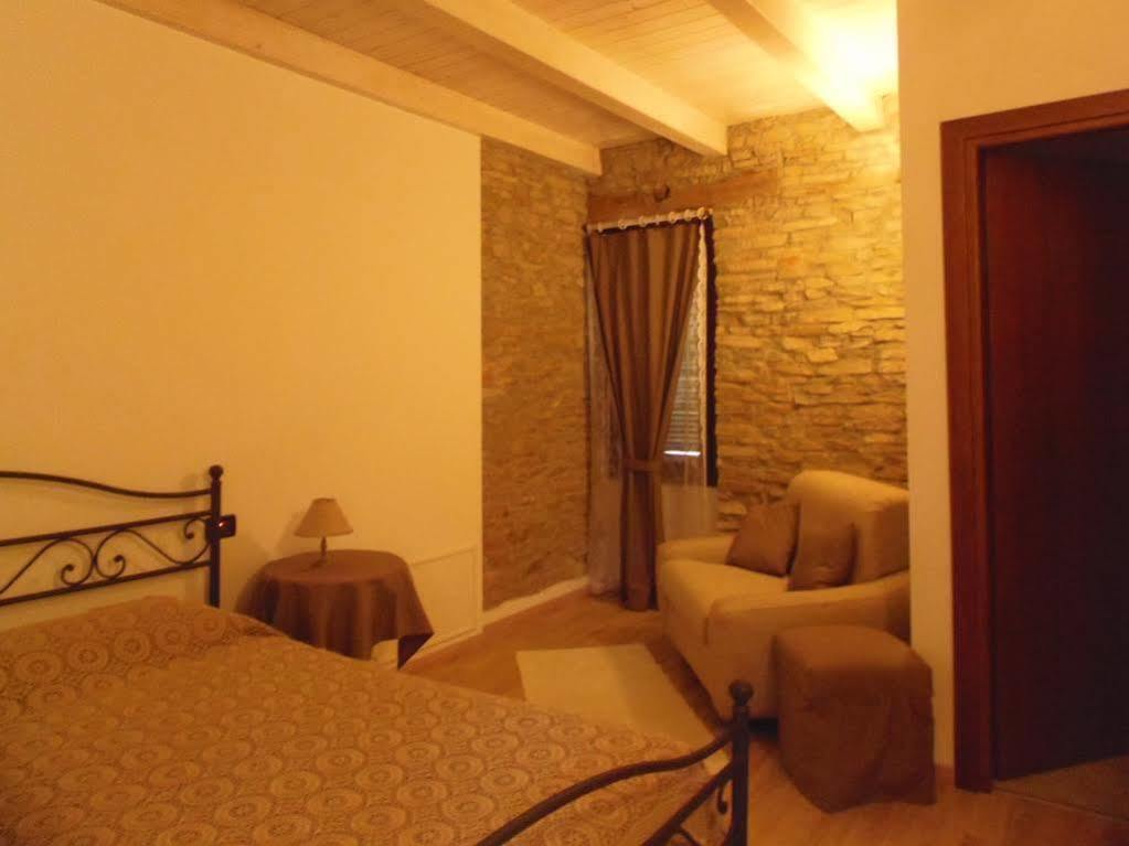 Agriturismo Ca Trinche Camo Eksteriør bilde
